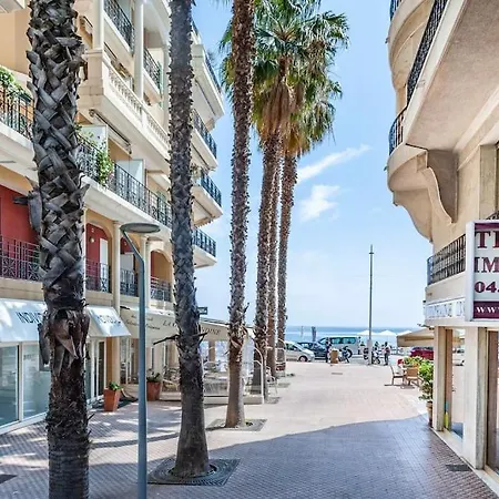 Апартаменты Superbe Avec Terrasse En Front De Ментона