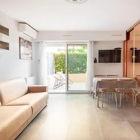 Апартаменты Superbe Avec Terrasse En Front De