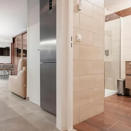 Superbe Avec Terrasse En Front De *