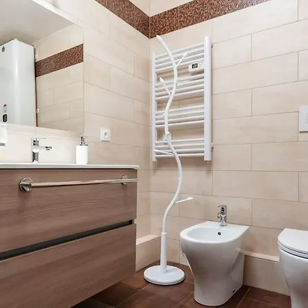 Superbe Avec Terrasse En Front De Апартаменты Ментона