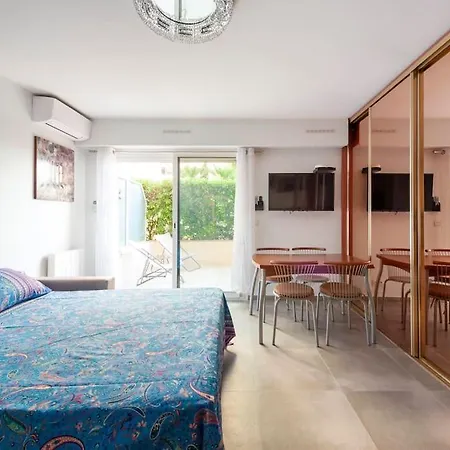 Apartman Superbe Avec Terrasse En Front De