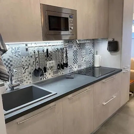 Appartement Superbe Avec Terrasse En Front De Menton