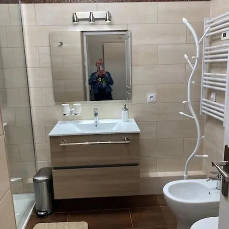 Superbe Avec Terrasse En Front De *