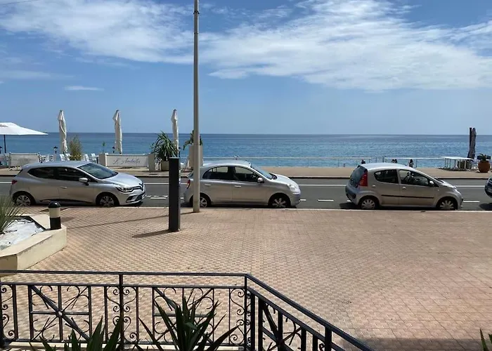 Superbe Avec Terrasse En Front De Διαμέρισμα *