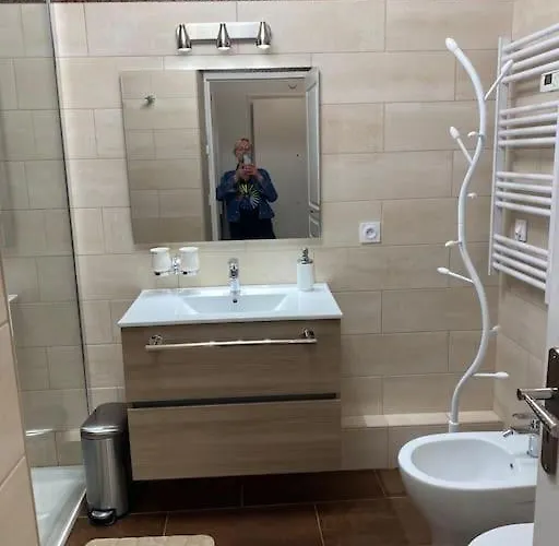 Superbe Avec Terrasse En Front De *